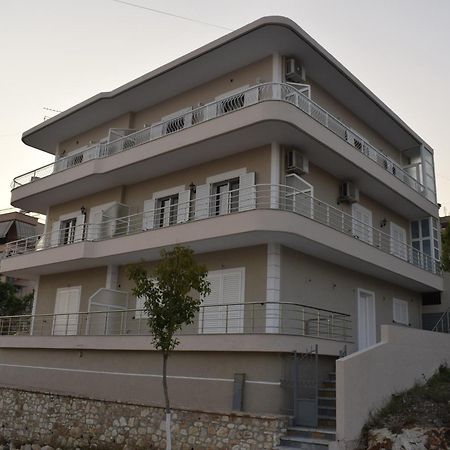 Isabela Apartments Саранда Екстер'єр фото