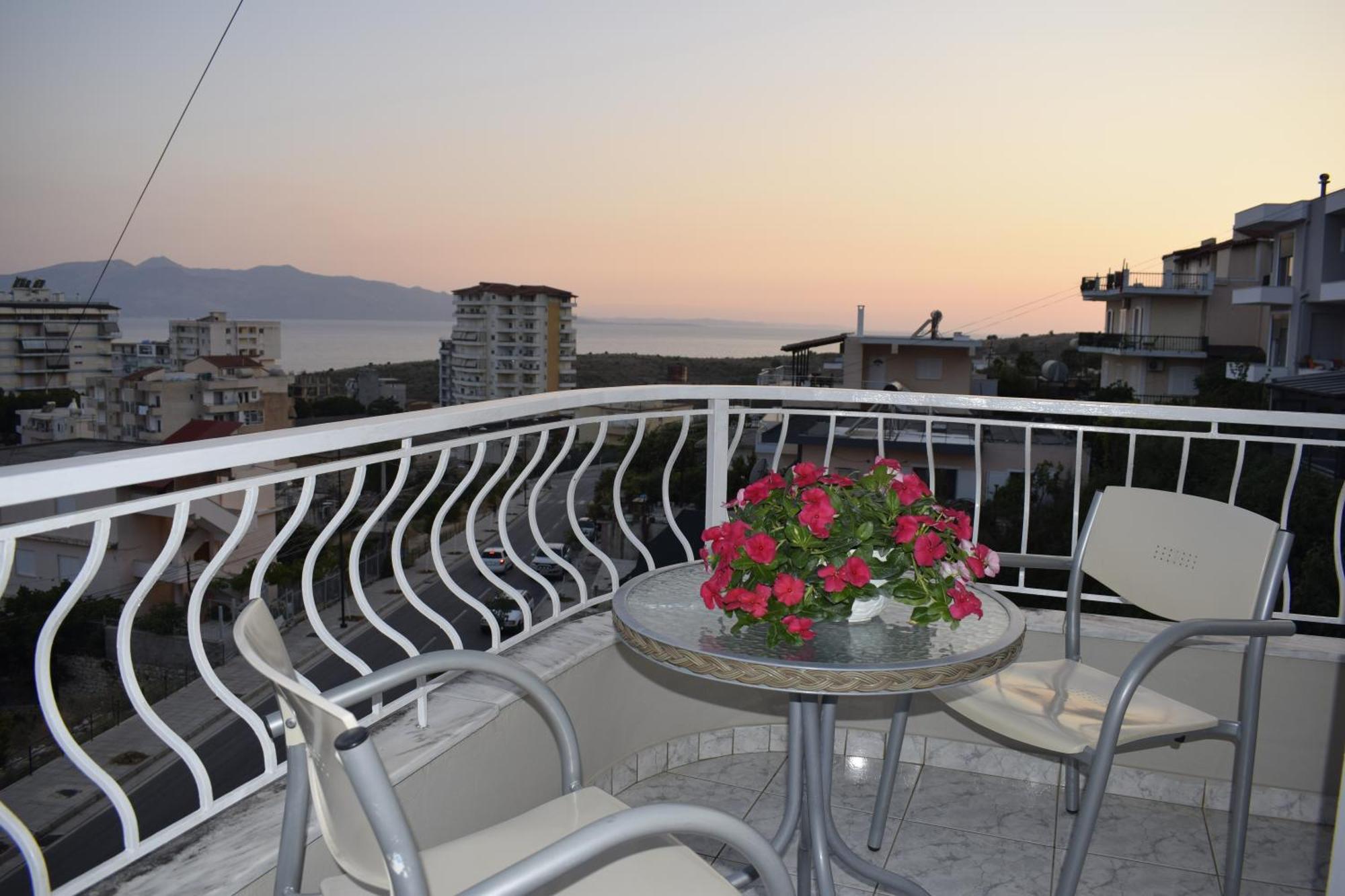 Isabela Apartments Саранда Екстер'єр фото