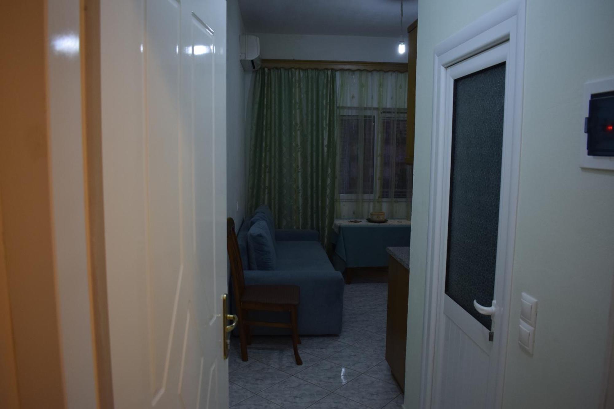 Isabela Apartments Саранда Екстер'єр фото